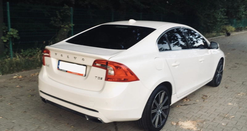 Volvo S60 cena 72000 przebieg: 20500, rok produkcji 2018 z Jarocin małe 704